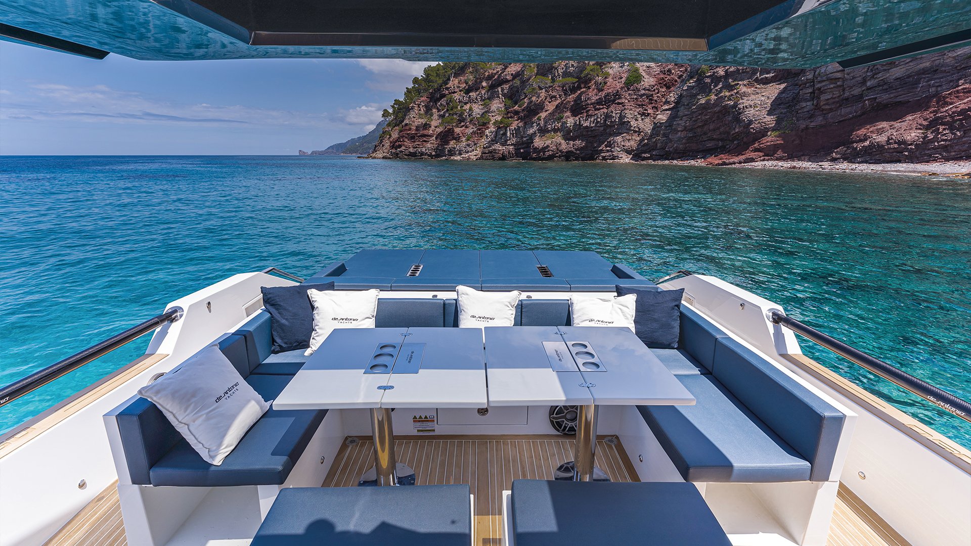 De Antonio Yachts D50 Open