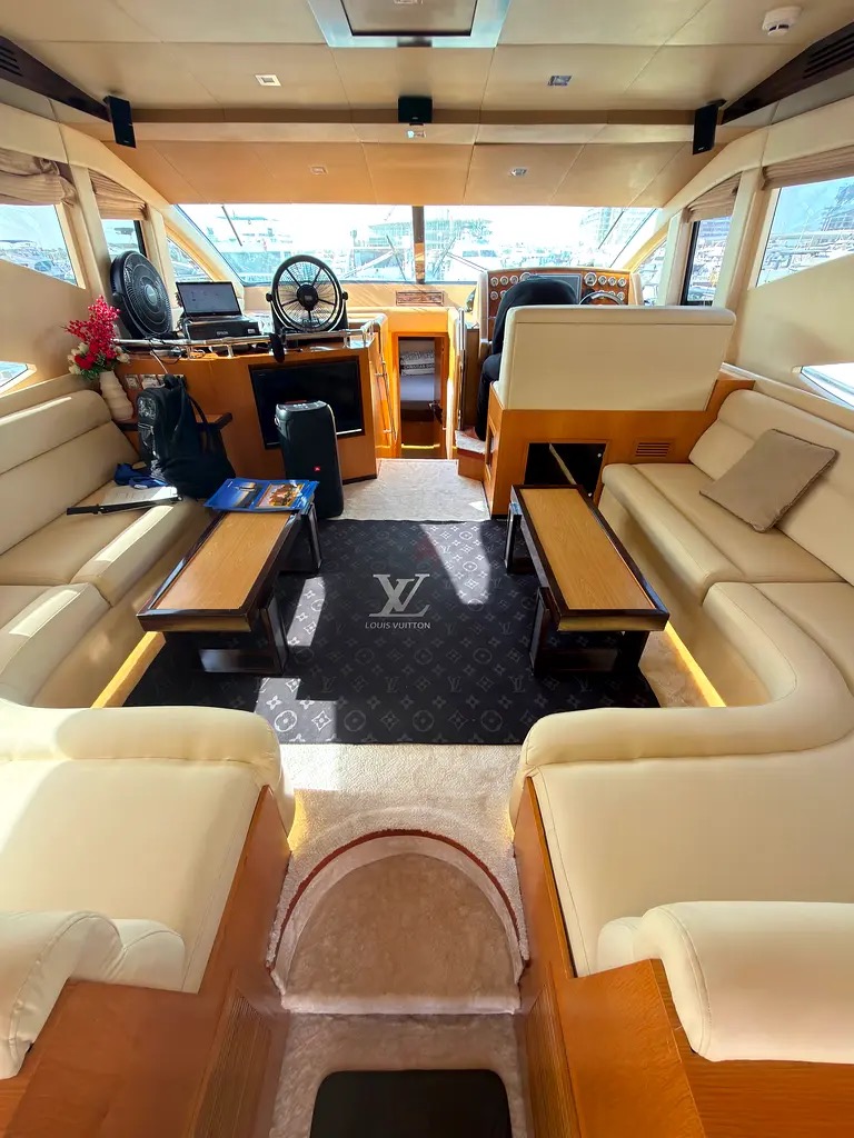 Majesty 56